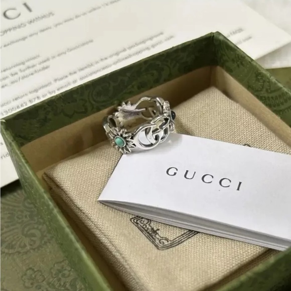 Gucci Double G Mother of Pearl, & Sterling Silver Ring Size 6 - Picture 6 of 7